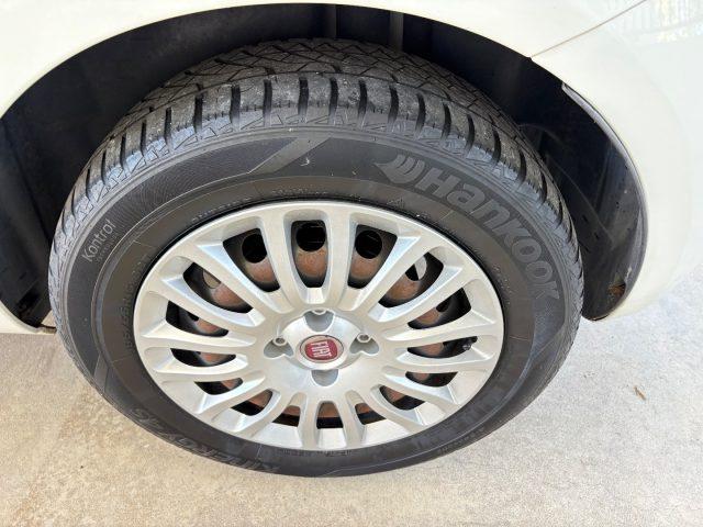 FIAT Punto 1.2 8V 5 porte Lounge EURO 6 TENUTA BENE