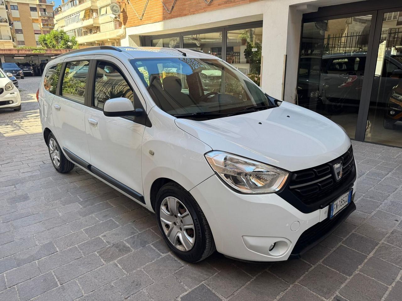 DACIA Lodgy 1.5 dCi 110CV S&S 7 POSTI Laureate