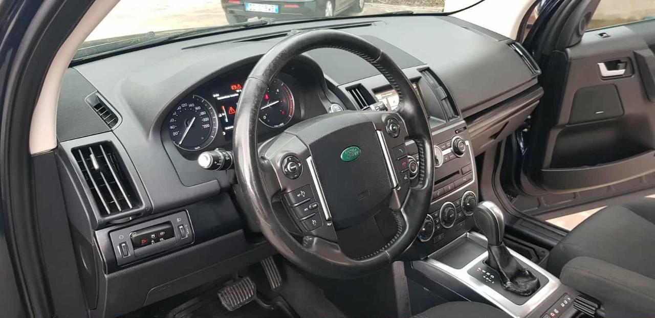 Land Rover Freelander2 2.2 SD4 S.W. SE