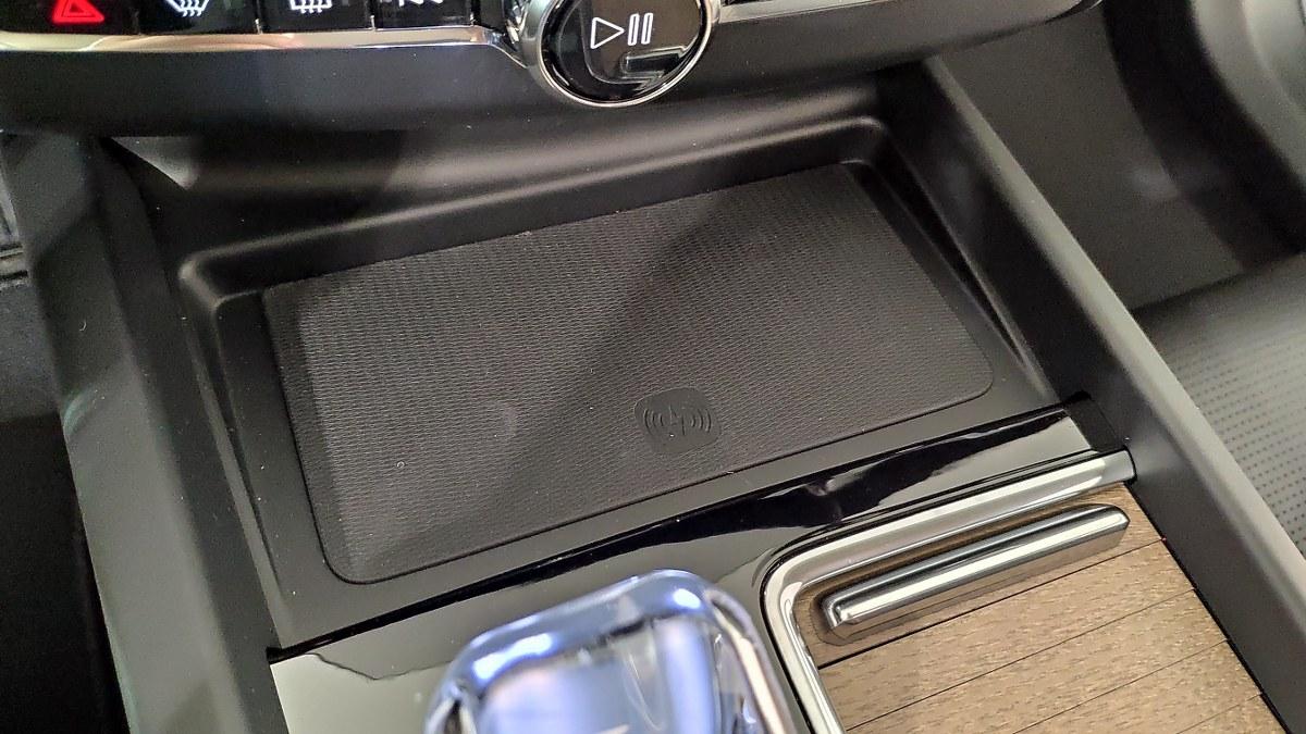 VOLVO Xc60 B5 Mild Hybrid Awd Automatico Ultra Dark