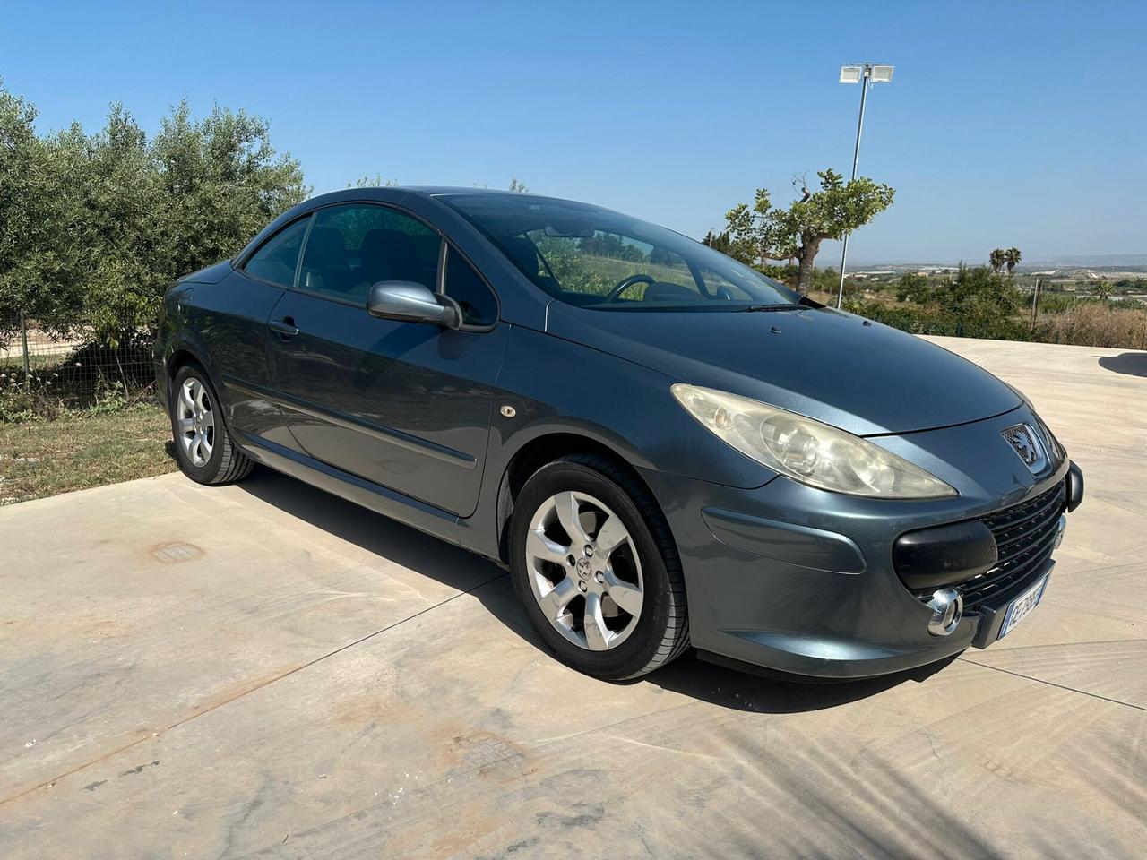 Peugeot 307 2.0 HDi FAP CC Féline