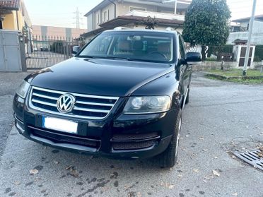 Volkswagen Touareg 3.0 V6 TDI DPF Exclusive