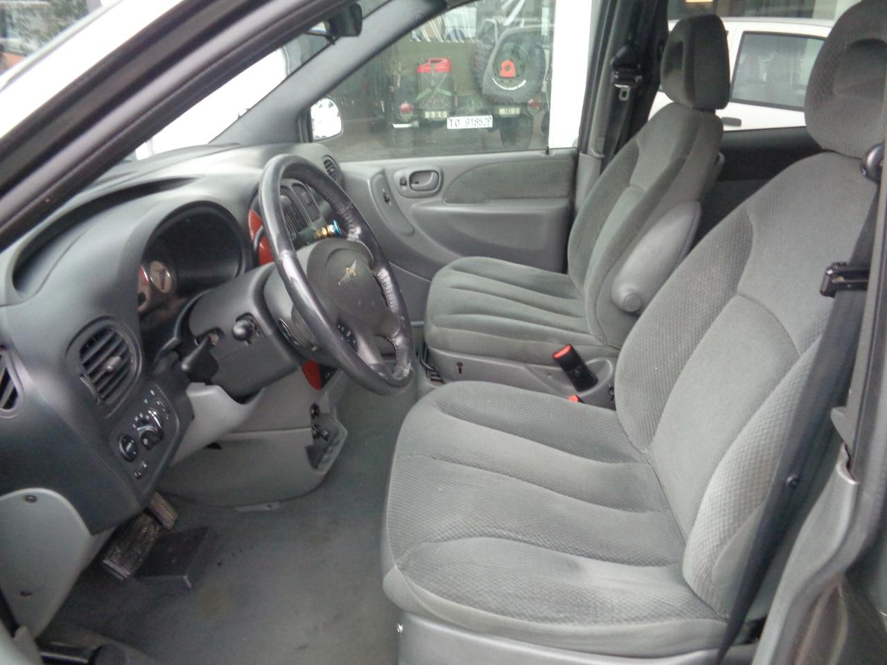 Chrysler Voyager Grand 2.8 CRD cat LX Auto