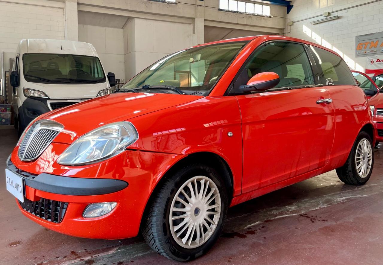 Lancia Ypsilon 1.2 per neopatentati
