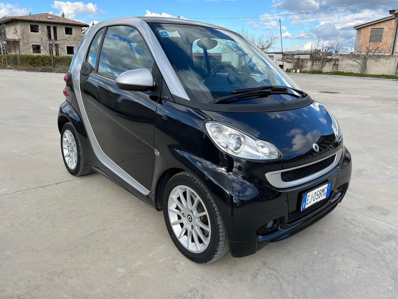 Smart ForTwo 1000 52 kW coupé passion