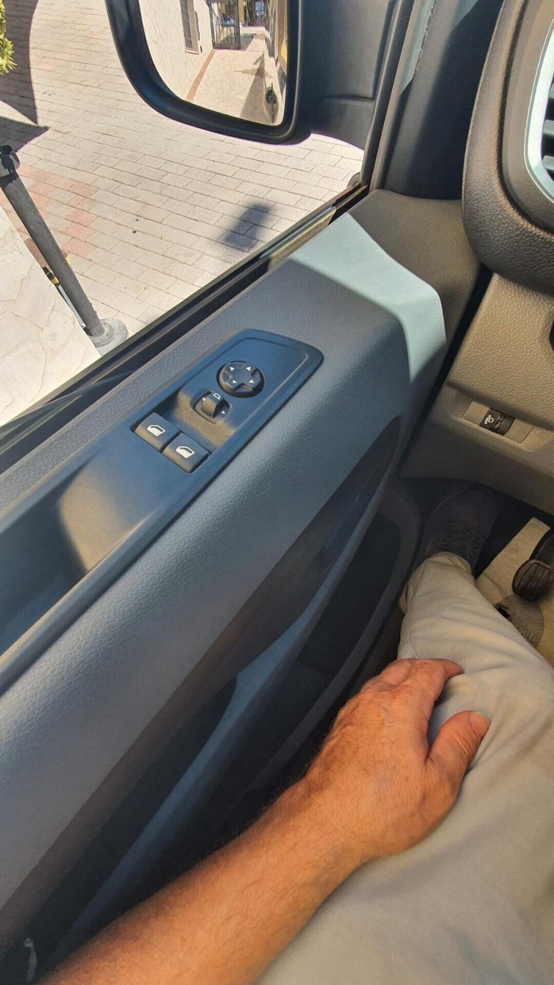 Peugeot Expert BlueHDi 100 S&S PC-TN Combi Compact