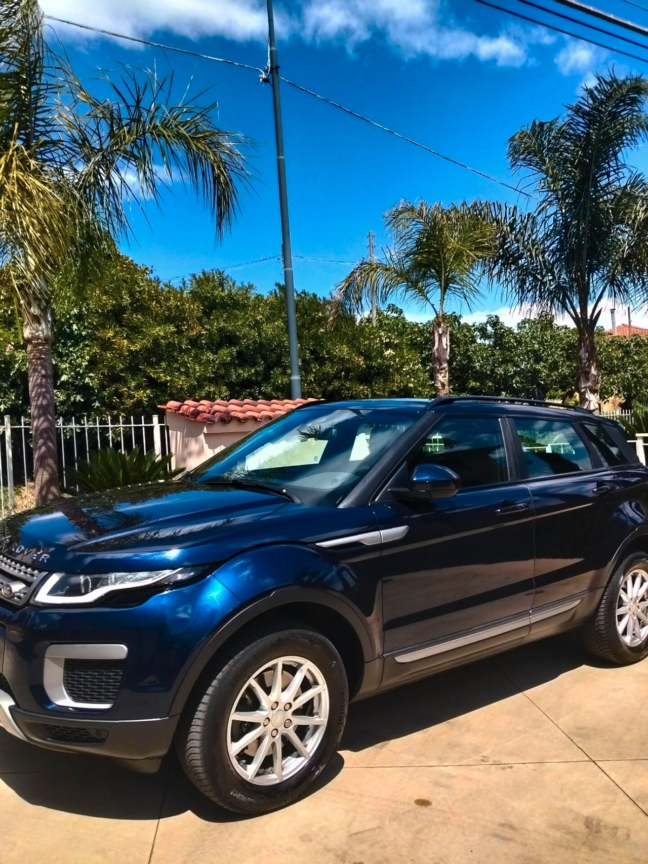 Land Rover Range Evoque 2.0 TD4 150 CV 5p. Pure