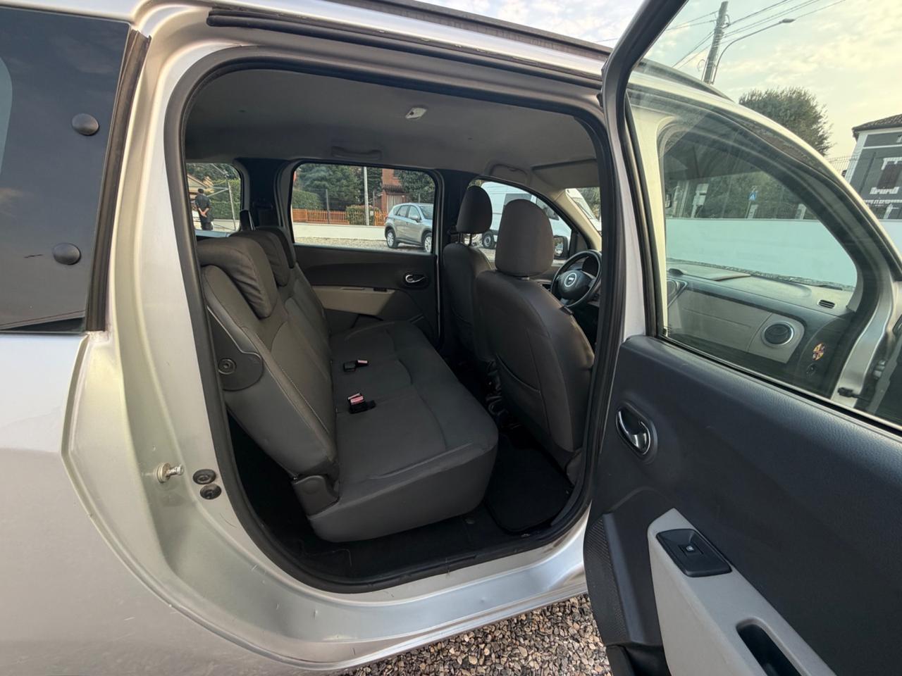 Dacia Lodgy 1.5 dCi 8V 110CV 7 posti Lauréate