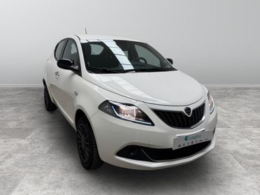 LANCIA Ypsilon III 2021 - Ypsilon 1.0 firefly hybrid Silver s&s 70c
