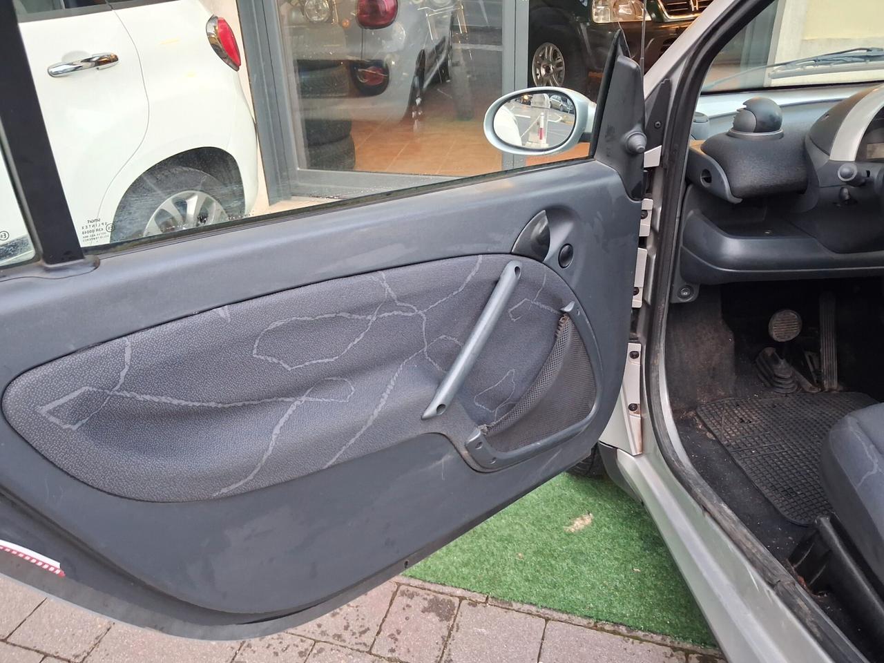 Smart ForTwo 800 coupé pure cdi