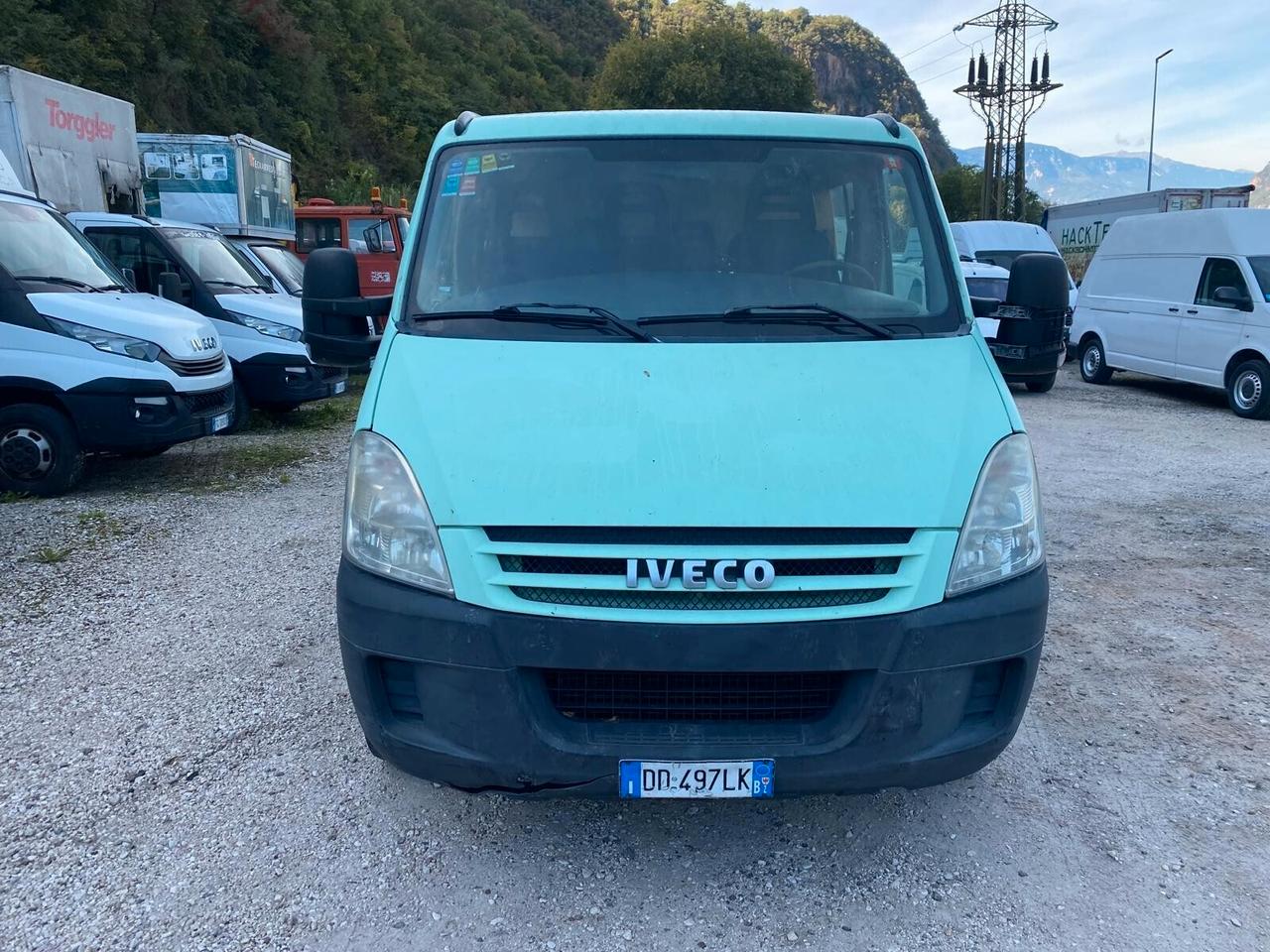 Furgone Iveco Daily 7 posti