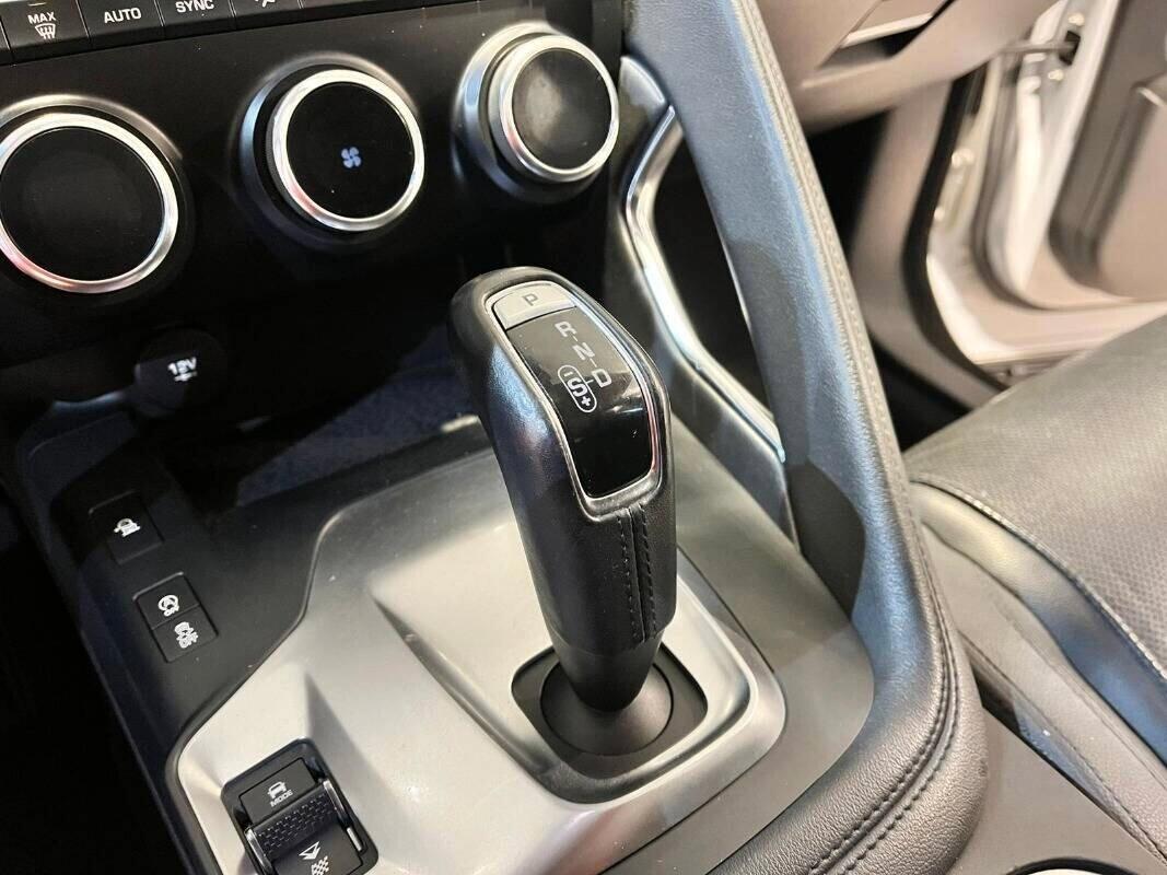 Jaguar E-Pace 2.0D 150 CV R-Dynamic