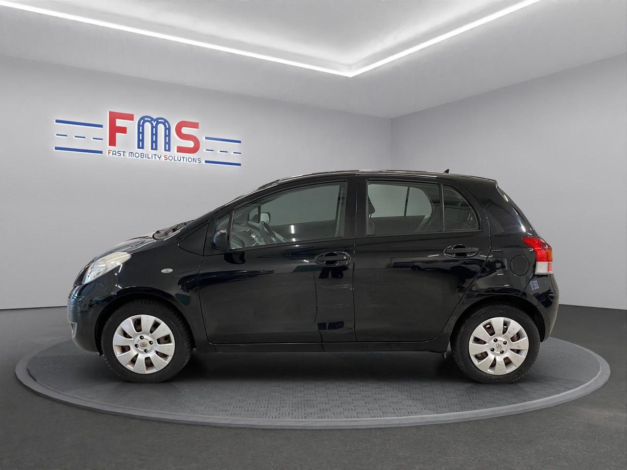 Toyota Yaris 5p 1.0 Now