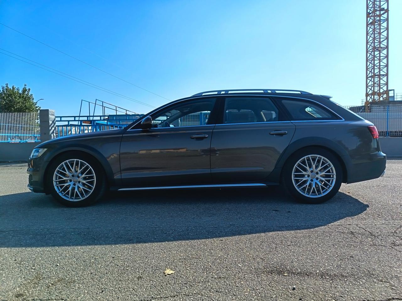 Audi A6 allroad 3.0 TDI S tronic
