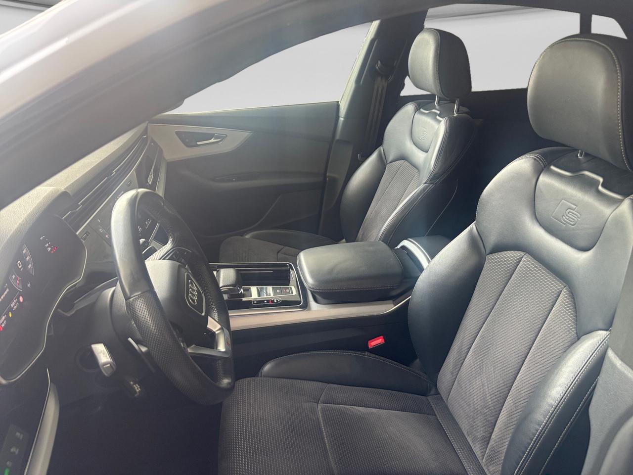 AUDI Q8 I 2018 - Q8 50 3.0 tdi mhev Sport quattro tiptronic