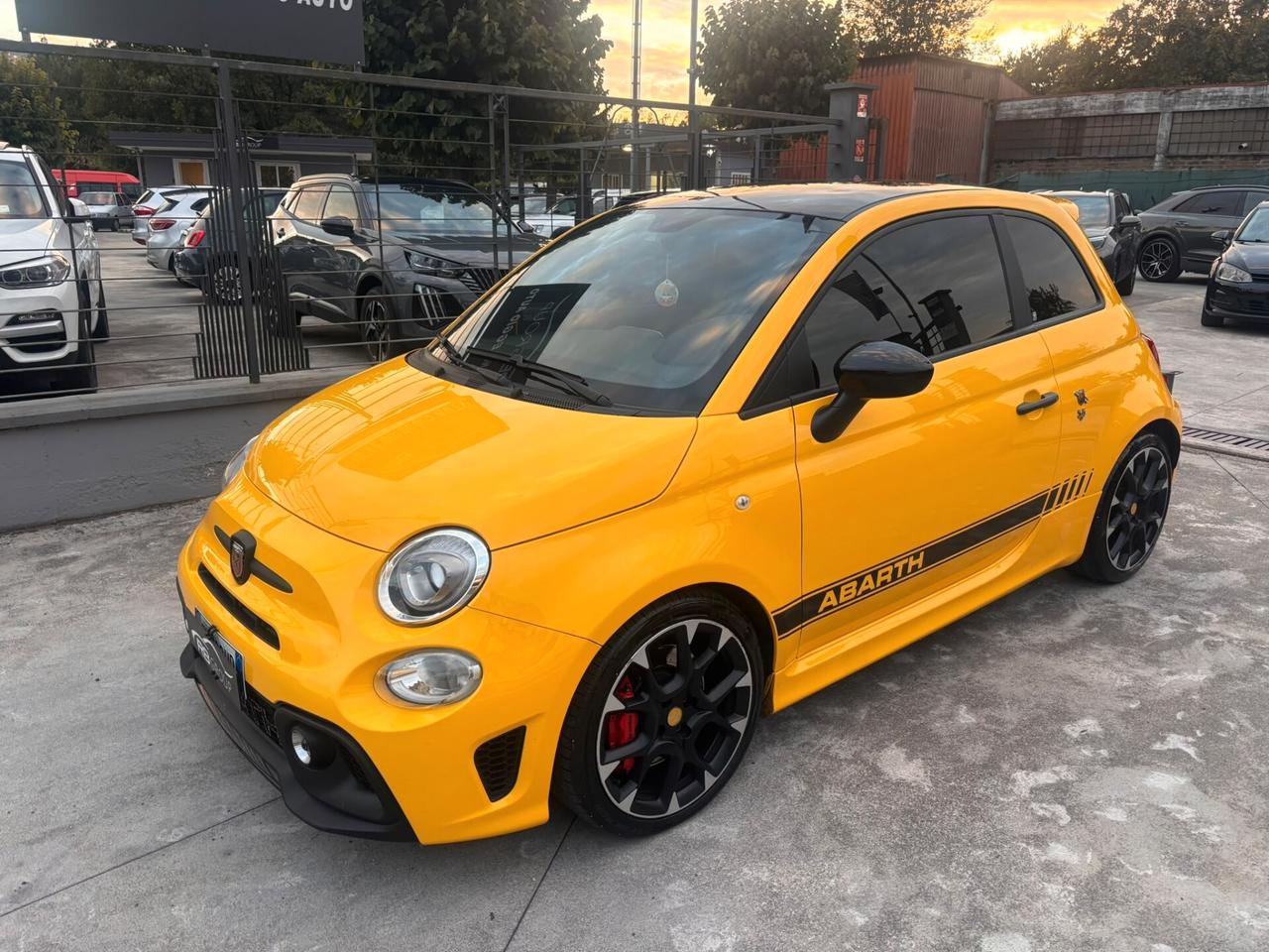 Abarth 595 1.4 Turbo T-Jet 180 CV Competizione