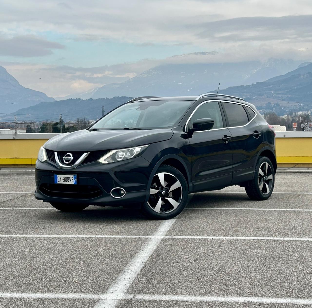Nissan Qashqai 1.5 dCi Tekna FULL OPTIONAL