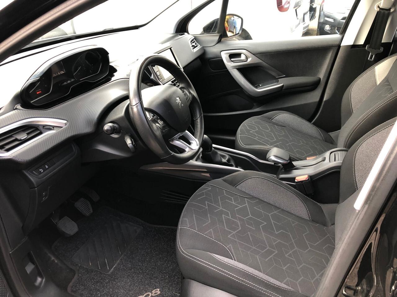 Peugeot 2008 blue hd 75 active