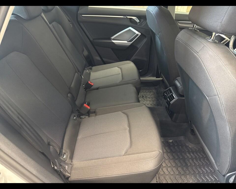 Audi Q3 35 2.0 TDI Business Plus S tronic