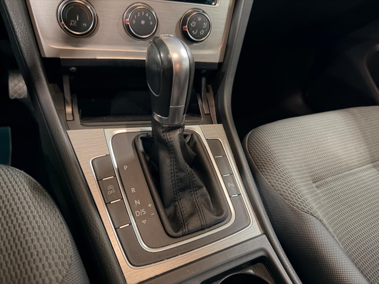 Volkswagen Golf 1.4 TGI DSG 5p. Executive BlueMotion