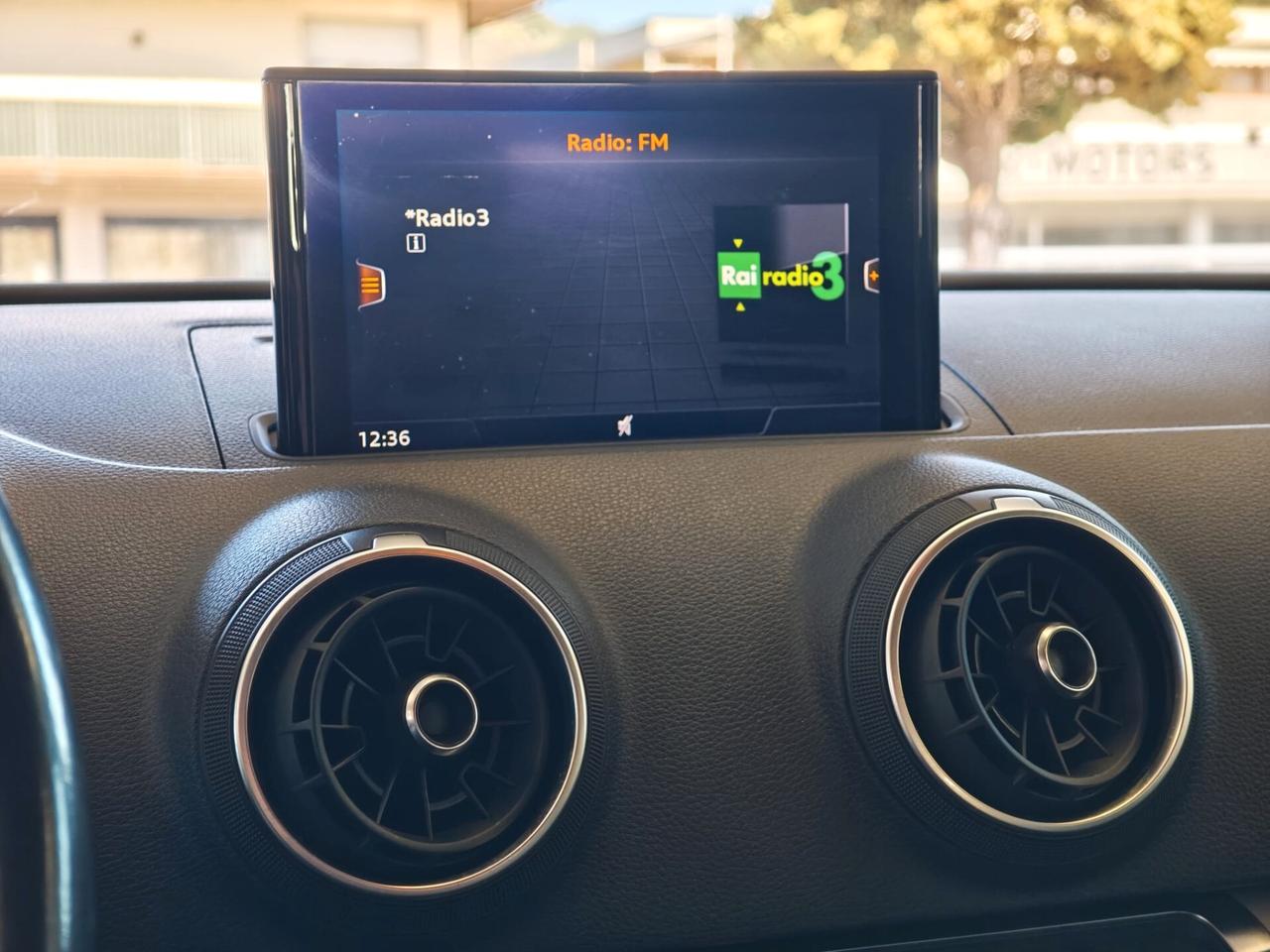 Audi A3 1.6 TDI 116 CV S tronic Sport