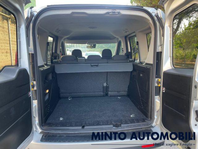 FIAT Doblo COMBI 1.6 MJT 120 CV LOUNGE AUTOCARRO 5 POSTI