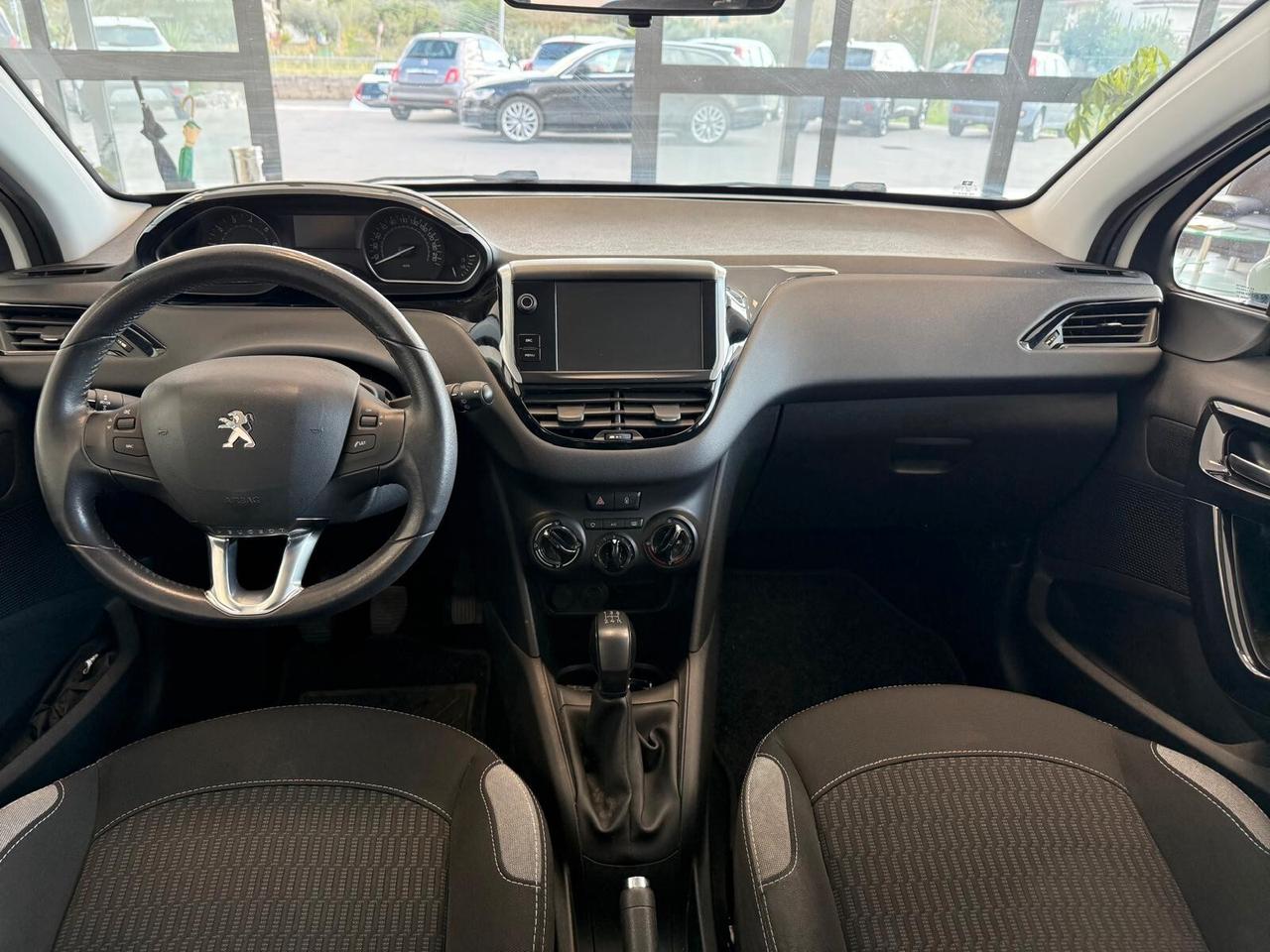 Peugeot 208 PureTech 82 5p. GPL Allure