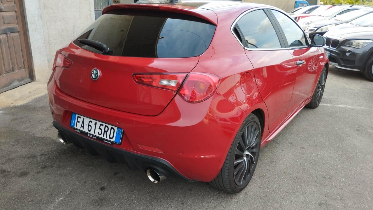 Alfa Romeo Giulietta 1750 Turbo TCT Quadrifoglio Verde
