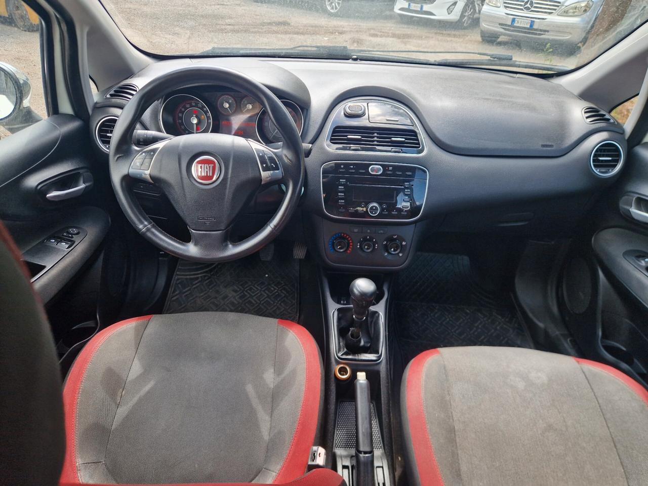 Fiat Punto 1.3 MJT 75 CV 5 porte Lounge-2014