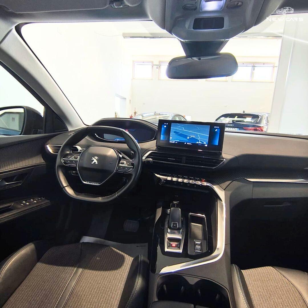 Peugeot 3008 BlueHDi 130 S&S EAT8 Allure