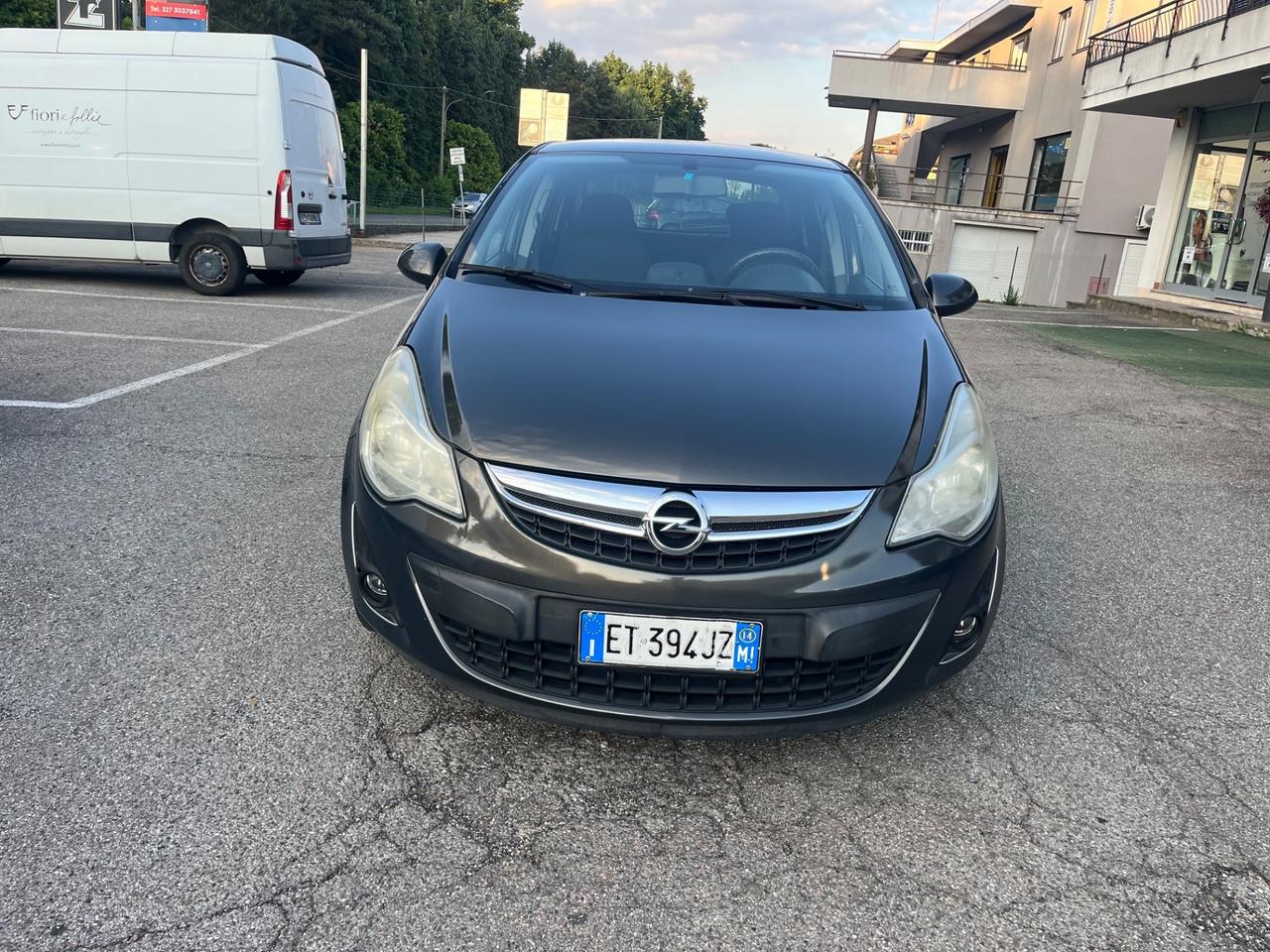 Opel corsa/1.2GPL/86CV/neopatentato/1.2GPL/Euro5B/5Porte e 5Posti/unico proprietario