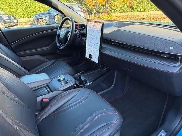 Ford Mustang Mach-E standard range Premium awd 269cv auto TETTO IVA!!!