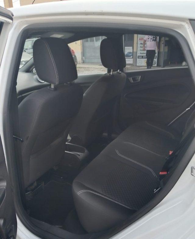 FORD Fiesta 1.0 EcoBoost 100CV 5 porte Black & White Edition