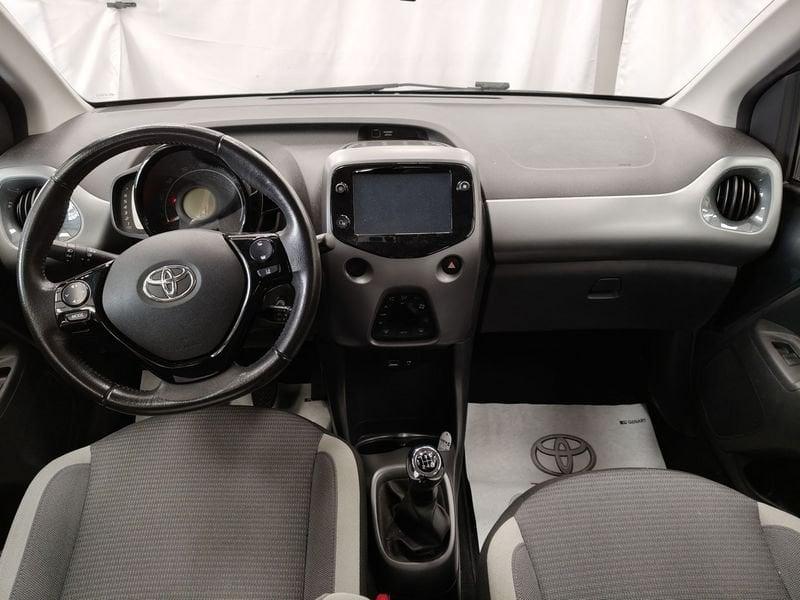 Toyota Aygo Aygo Connect 1.0 VVT-i 72 CV 5 porte x-play