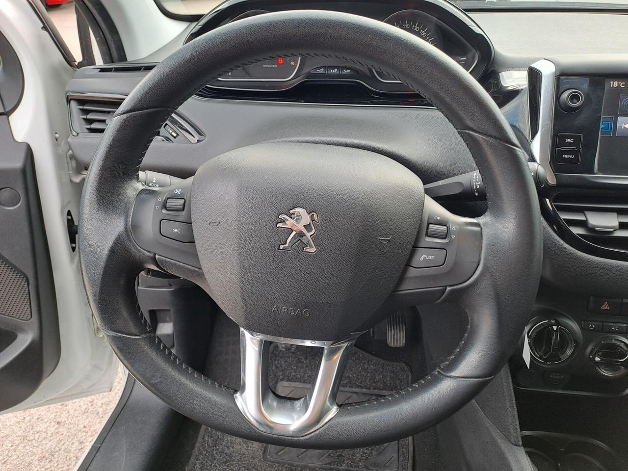 Peugeot 208 BlueHDi 75 Allure Restayling