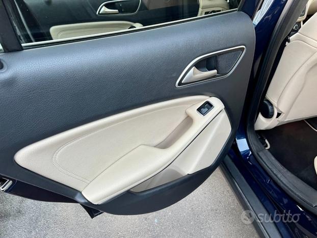 MERCEDES-BENZ GLA 200 d Automatic Enduro Activit