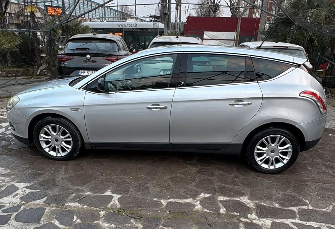 Lancia Delta 1.6 MJT DPF PLATINO