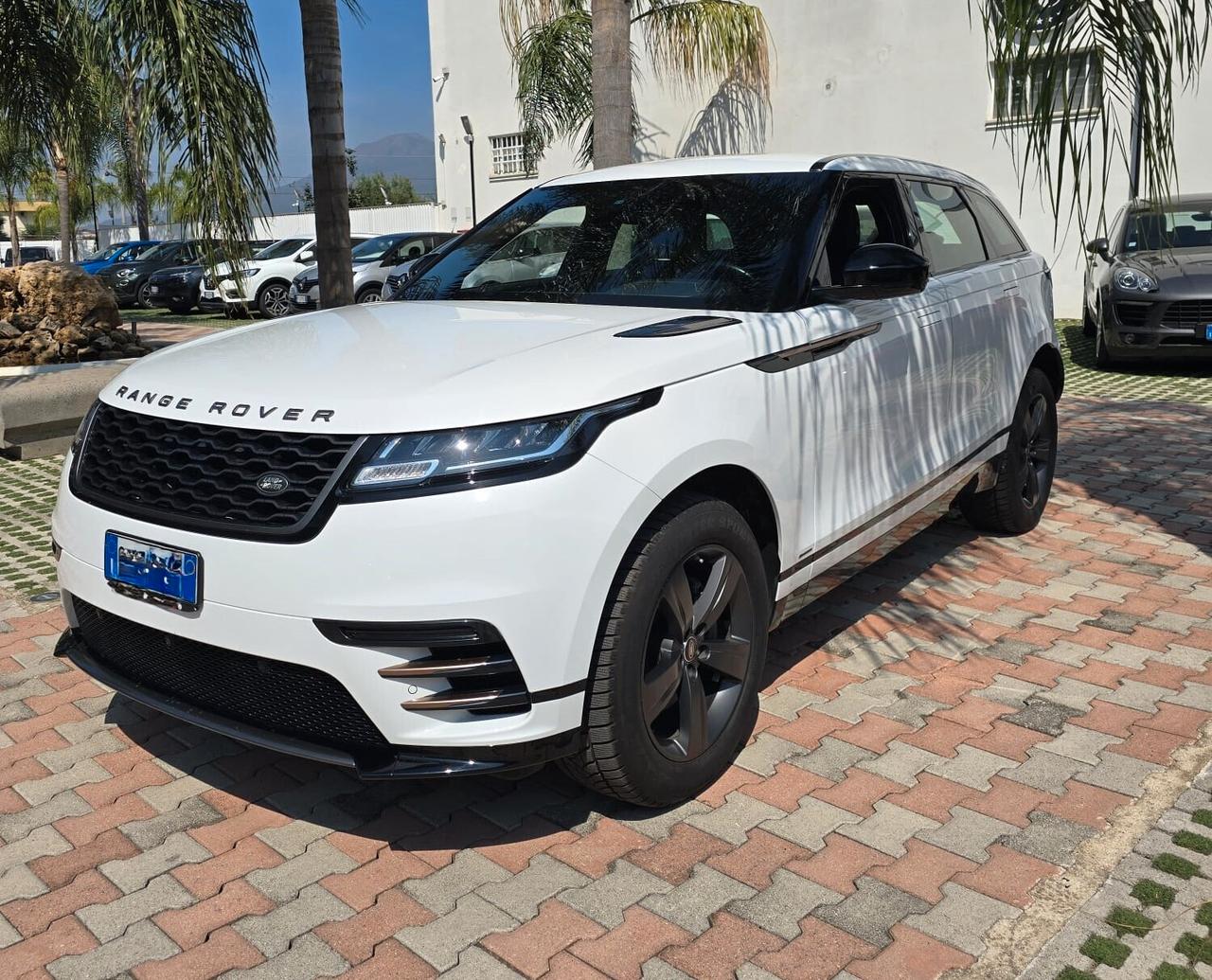 Land Rover Range Rover Velar 2.0d i4 R-Dynamic 180CV auto my20 Uff Italy Navi