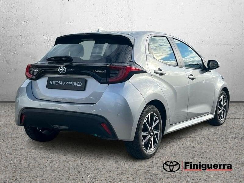 Toyota Yaris Hybrid Trend MY22