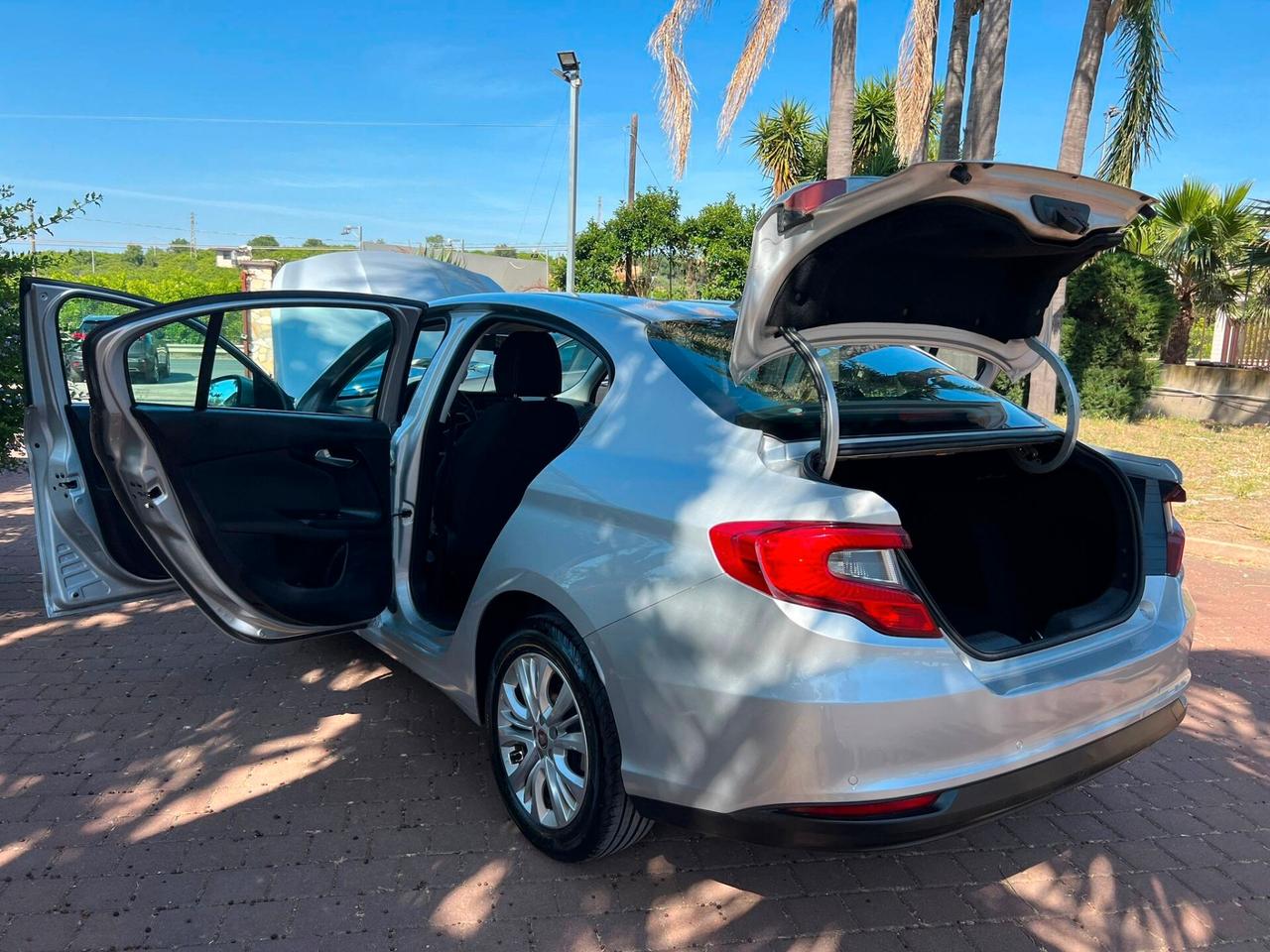 Fiat Tipo 1.6 Mjt 4 porte Easy