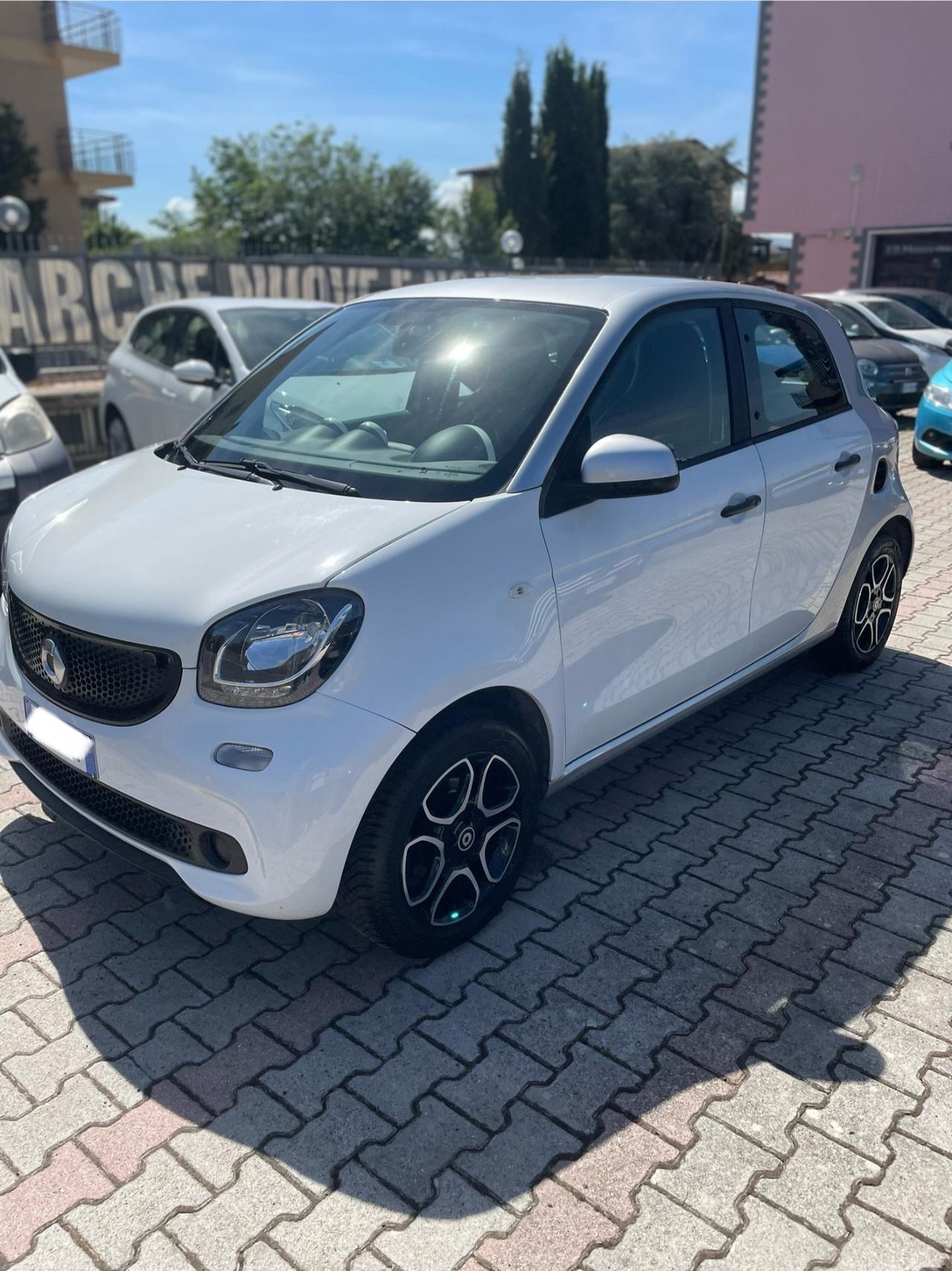Smart ForFour 70 1.0 twinamic Youngster
