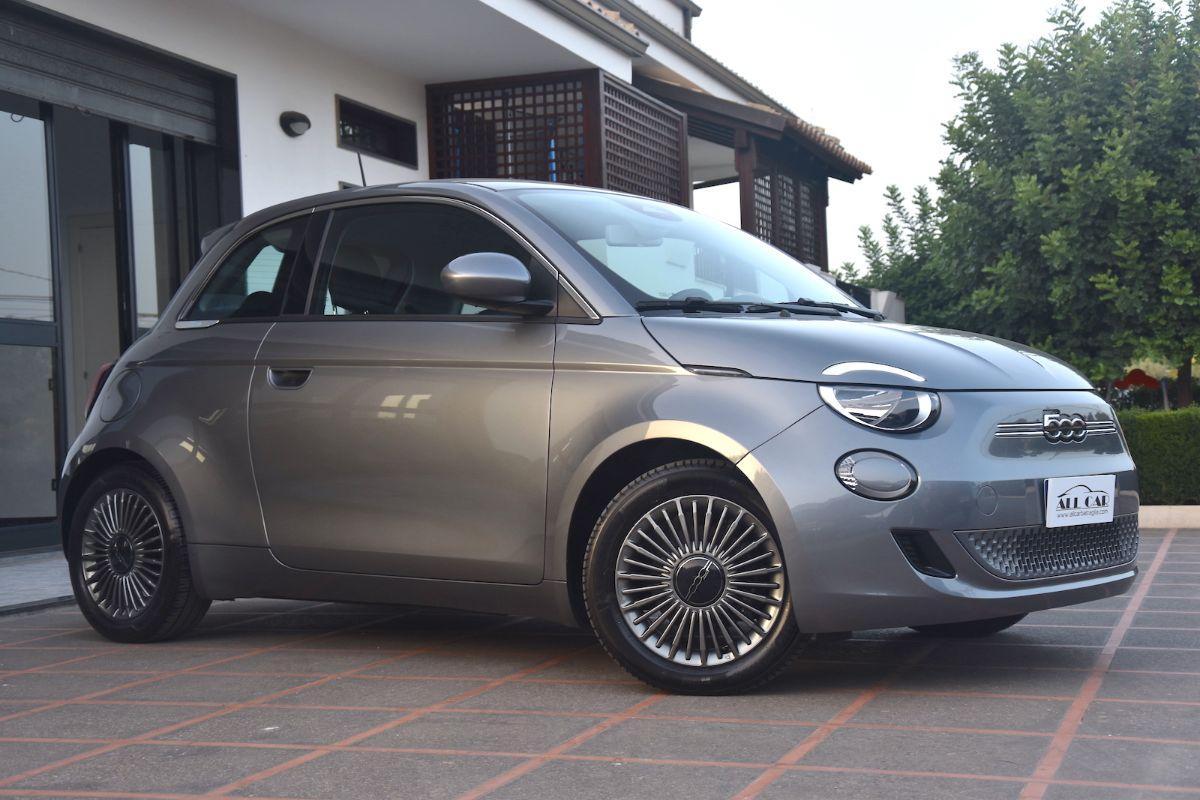 Fiat 500e 43 kWh Icon