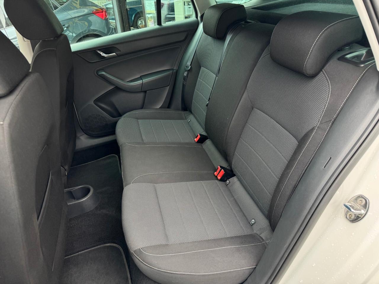 SKODA RAPID 1.6cc 105CV NEOPATENTATI
