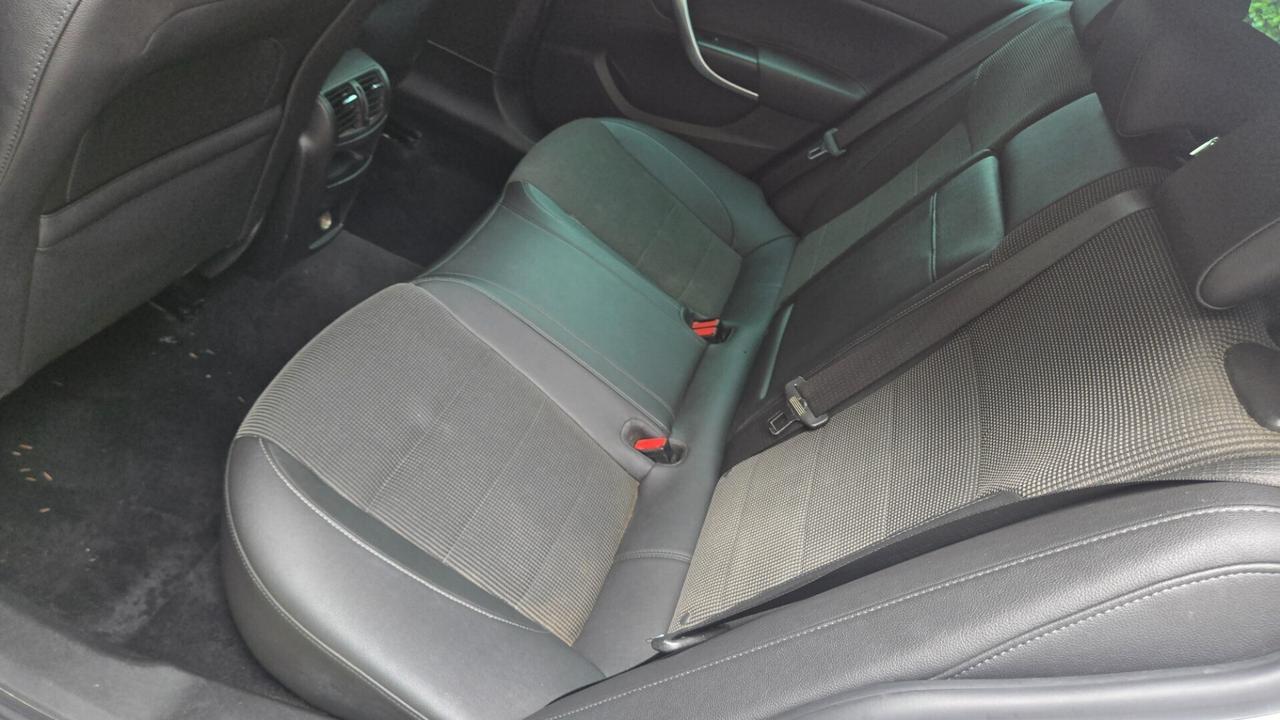 Opel Insignia 2.0 CDTI Sports Tourer Cosmo