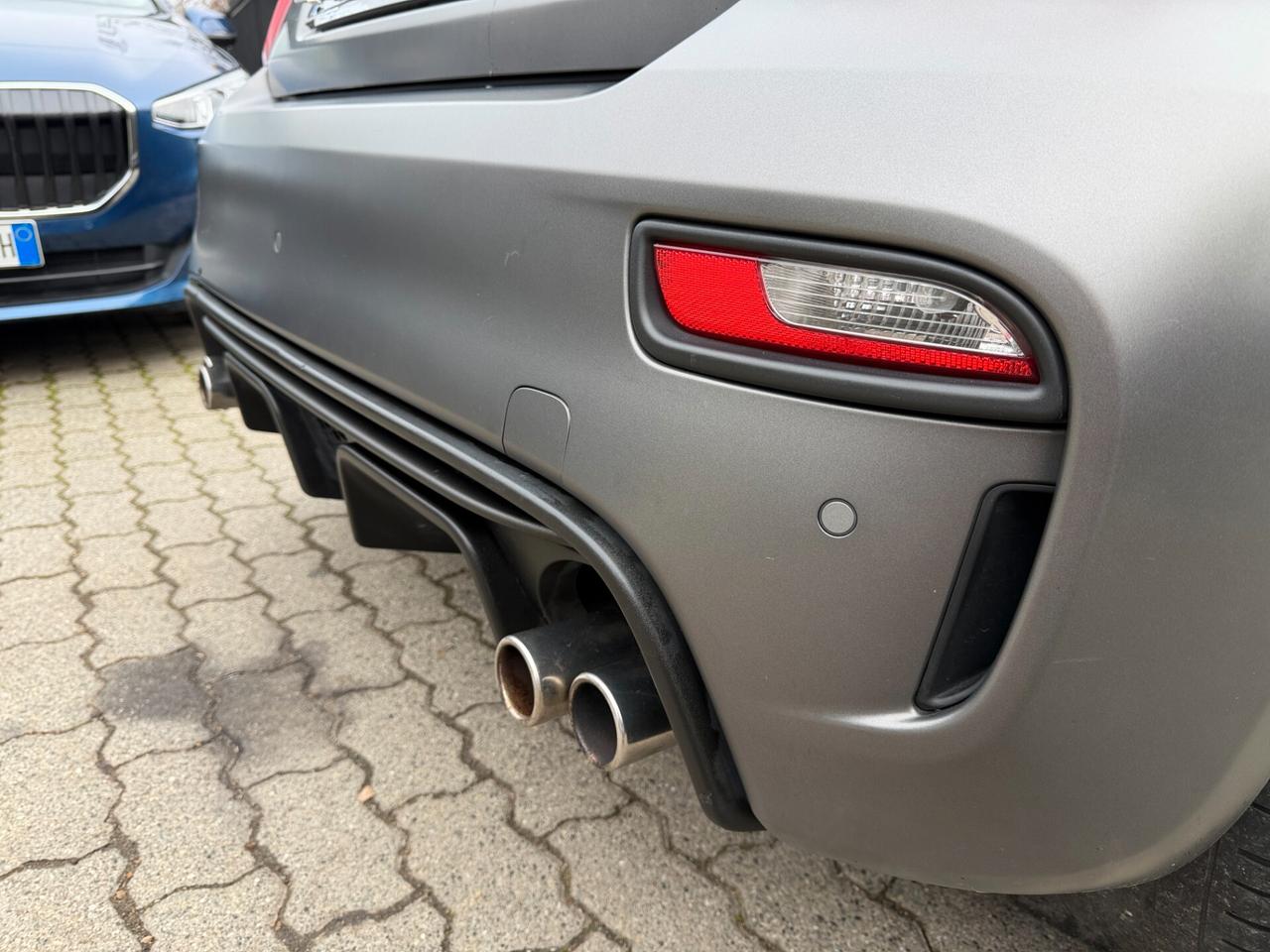 Abarth 595 1.4 Turbo T-Jet 180 CV Competizione