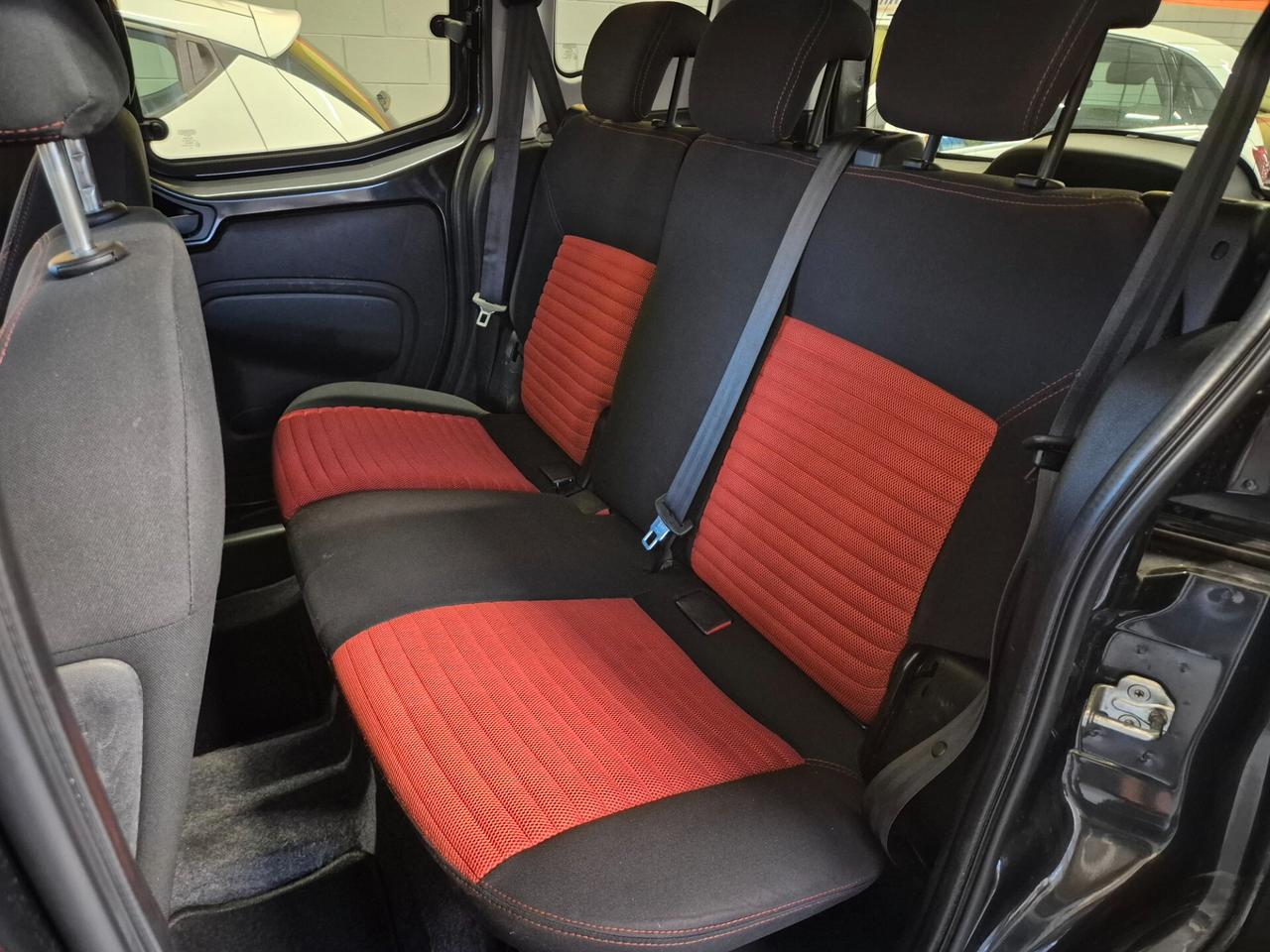 Fiat Qubo 1.3 MJT 75 CV Trekking