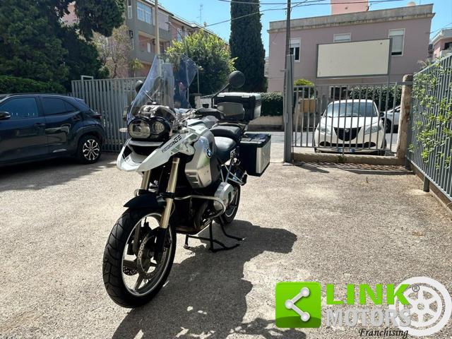 BMW R 1200 GS .