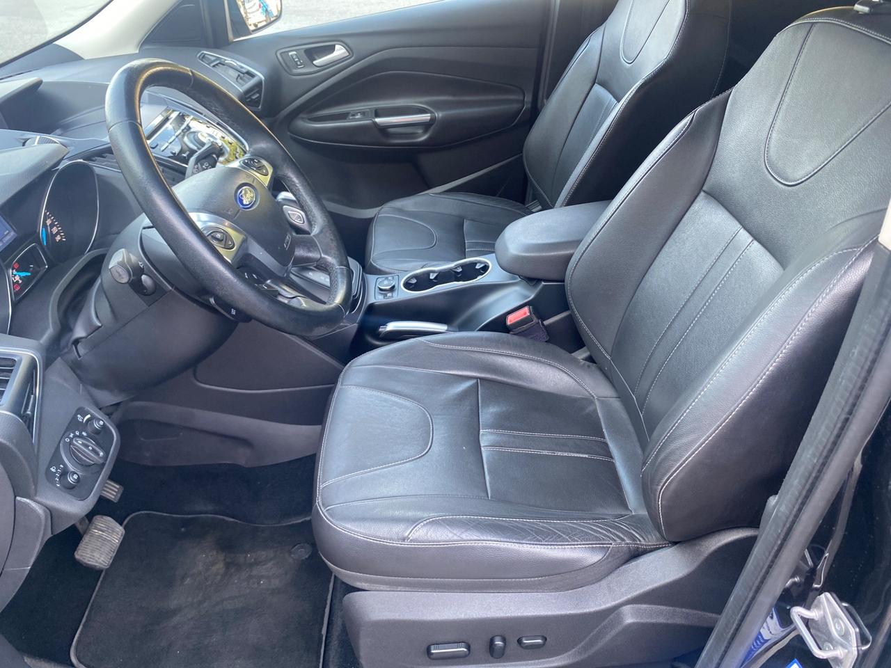 Ford Kuga 2.0 TDCI 163 CV 4WD Powershift Titanium