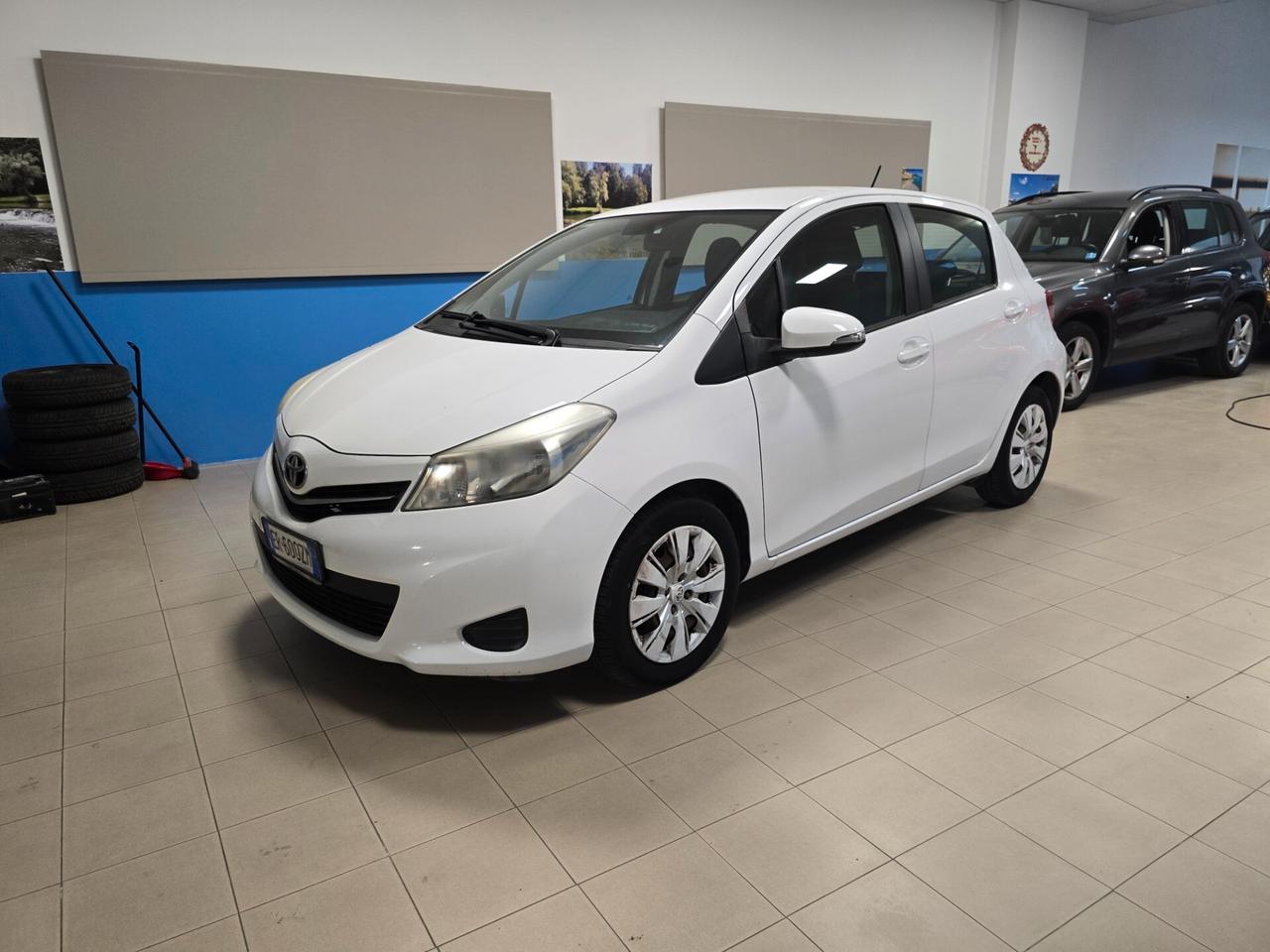 Toyota Yaris 1.0 5 porte
