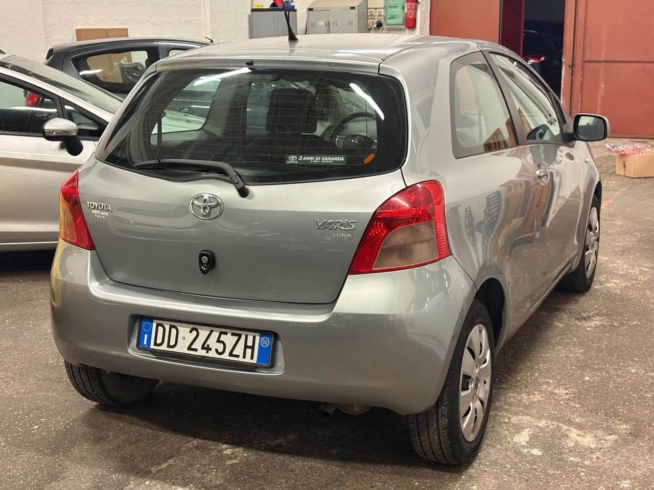 Toyota Yaris 1.3 3 porte Luna